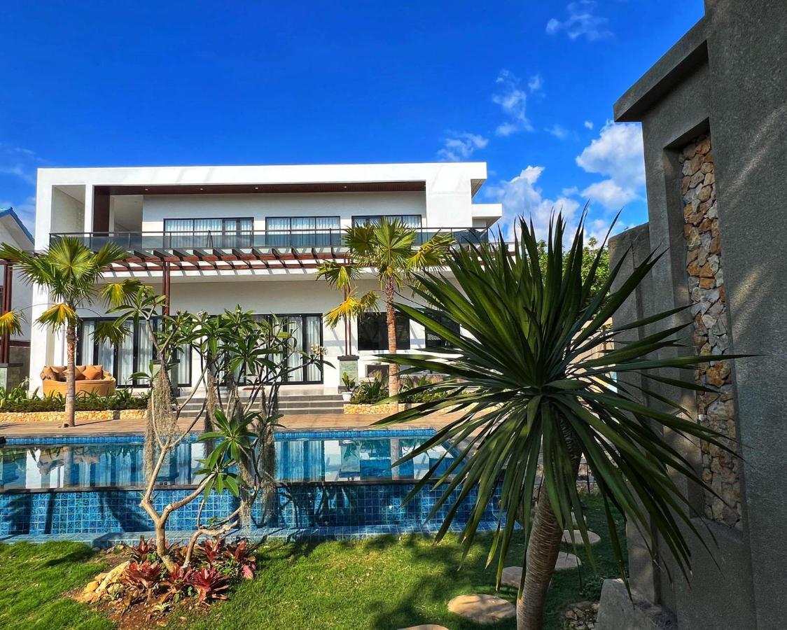Villa Niang Ando Labuan Bajo Ngoại thất bức ảnh