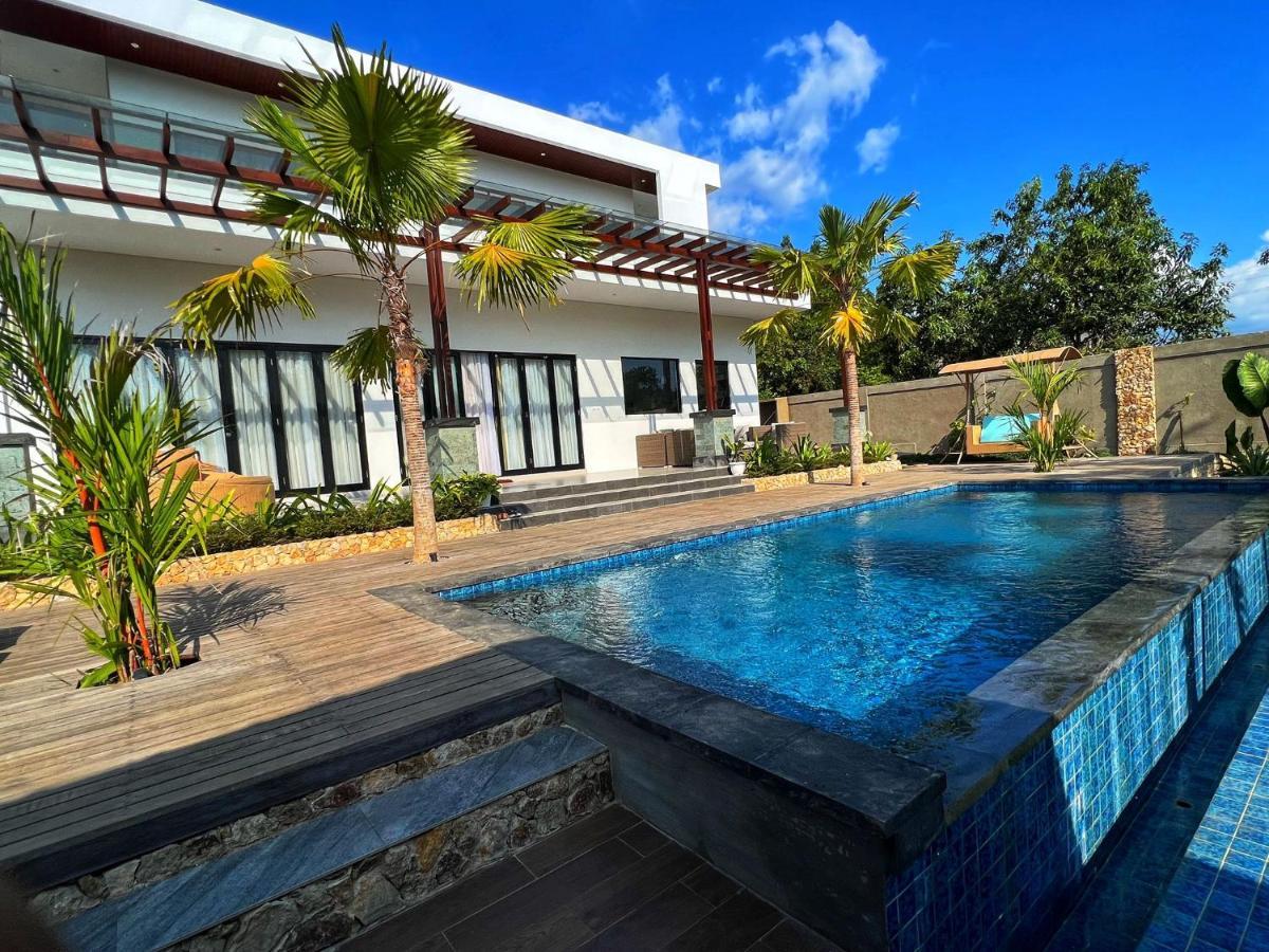 Villa Niang Ando Labuan Bajo Ngoại thất bức ảnh