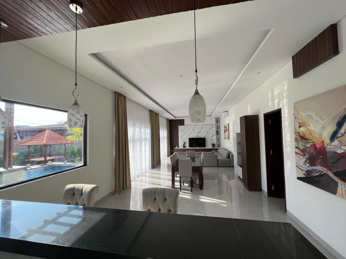 Villa Niang Ando Labuan Bajo Phòng bức ảnh