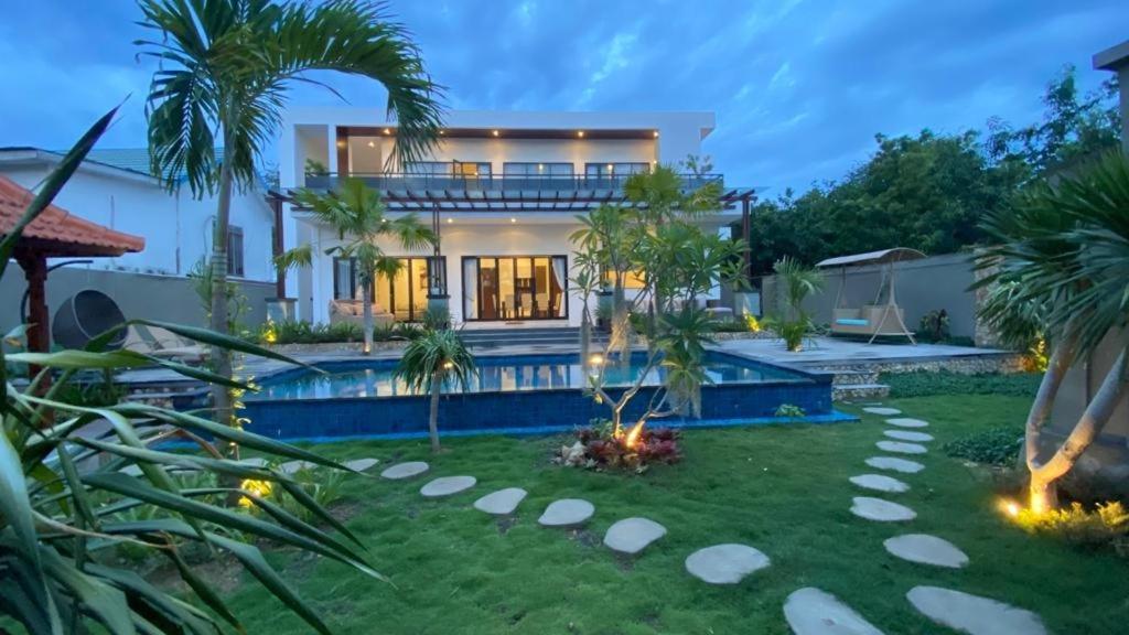 Villa Niang Ando Labuan Bajo Ngoại thất bức ảnh